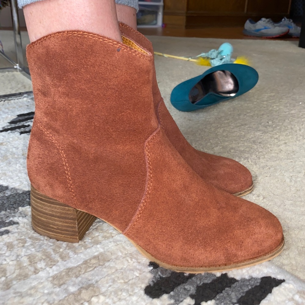 Lucky Brand Brown Booties, Size 6